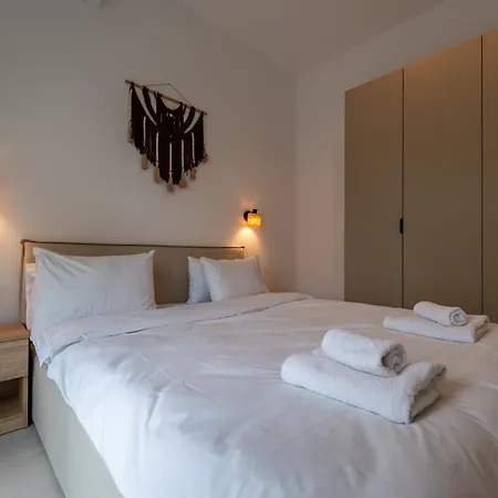 Deluxe 4, With Rooftop Terrace And Breathtaking Views