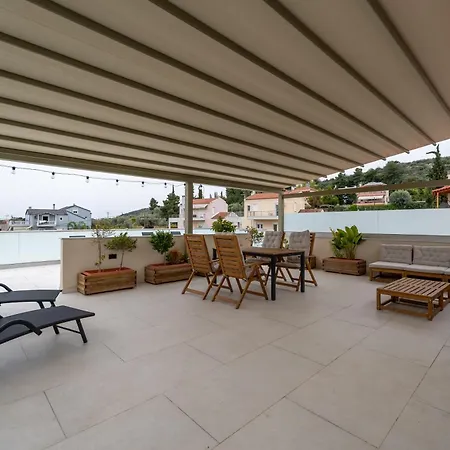 Deluxe 4, With Rooftop Terrace And Breathtaking Views